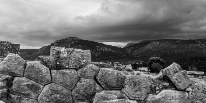 BİR ÇIĞIN ZERRELERİ